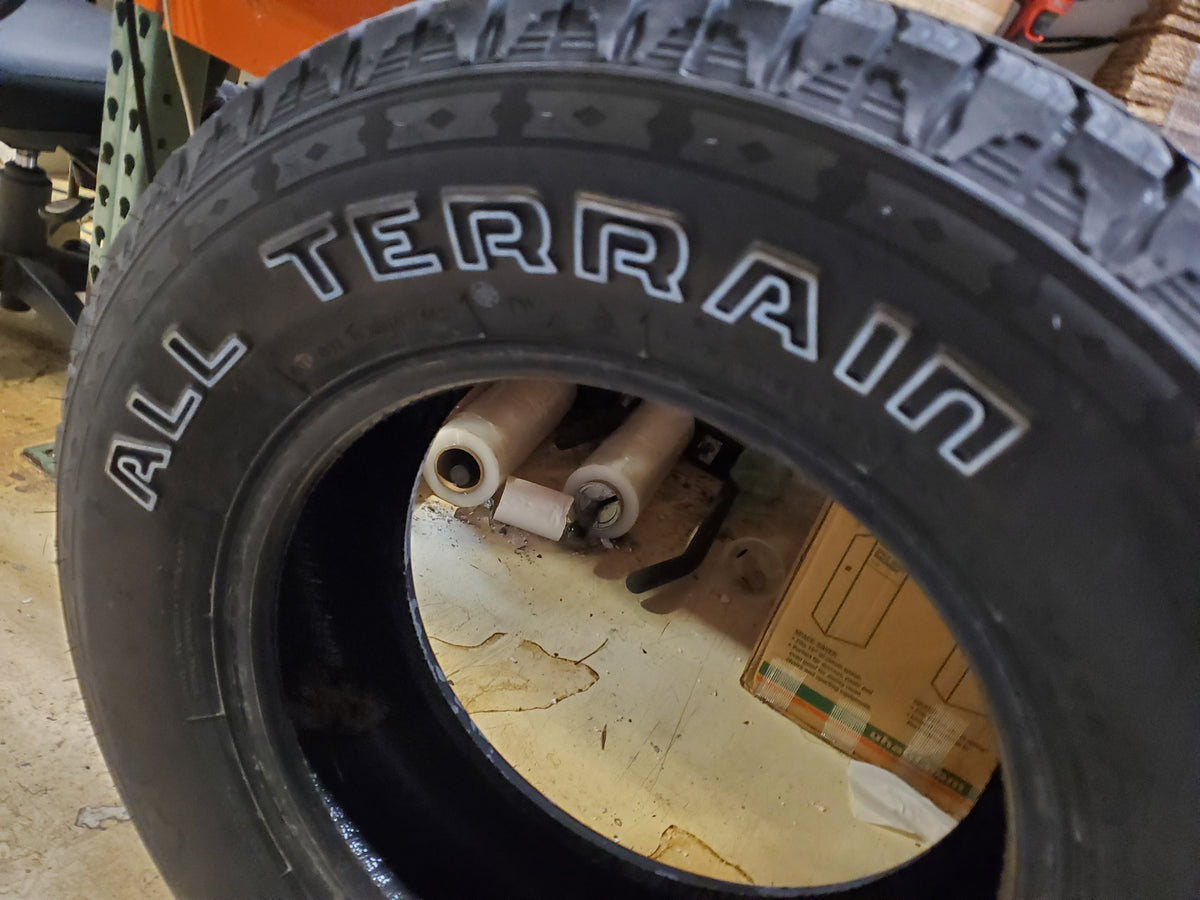 MULTI-MILE TRAIL GUIDE ALL TERRAIN BSW P 235 70 16 106S  TIRE TGT53