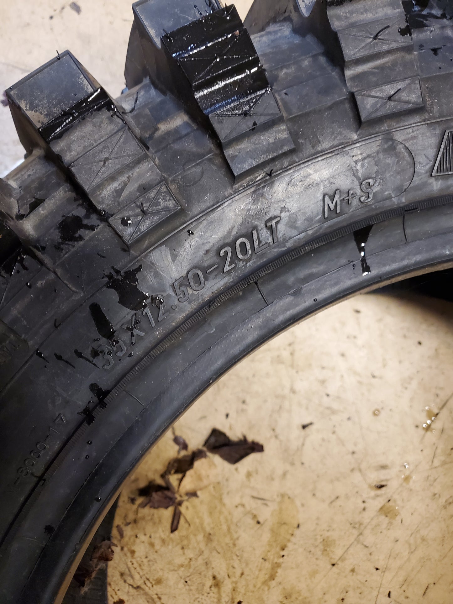 NOS MAXXIS TREPADOR LT 35 12.5 20 121L 10PLY RUGGED TERRAIN TIRE TL00008000
