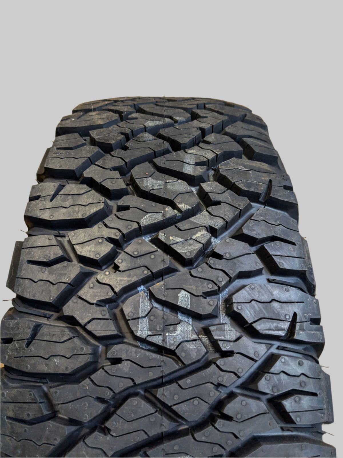 BFGOODRICH ALL TERRAIN T/A KO3 RWL LT 285 75 17 128/125S  LRE 10PLY TIRE 30398