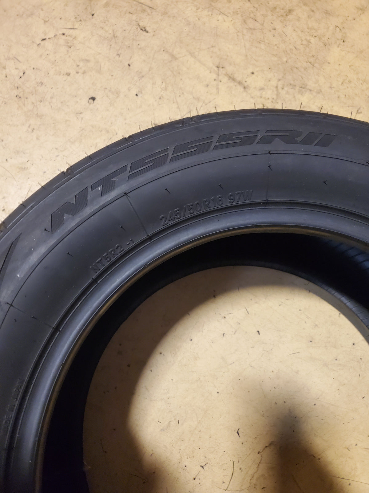 NITTO NT555RII BSW P 245 50 16 97W RACING TIRE 108720