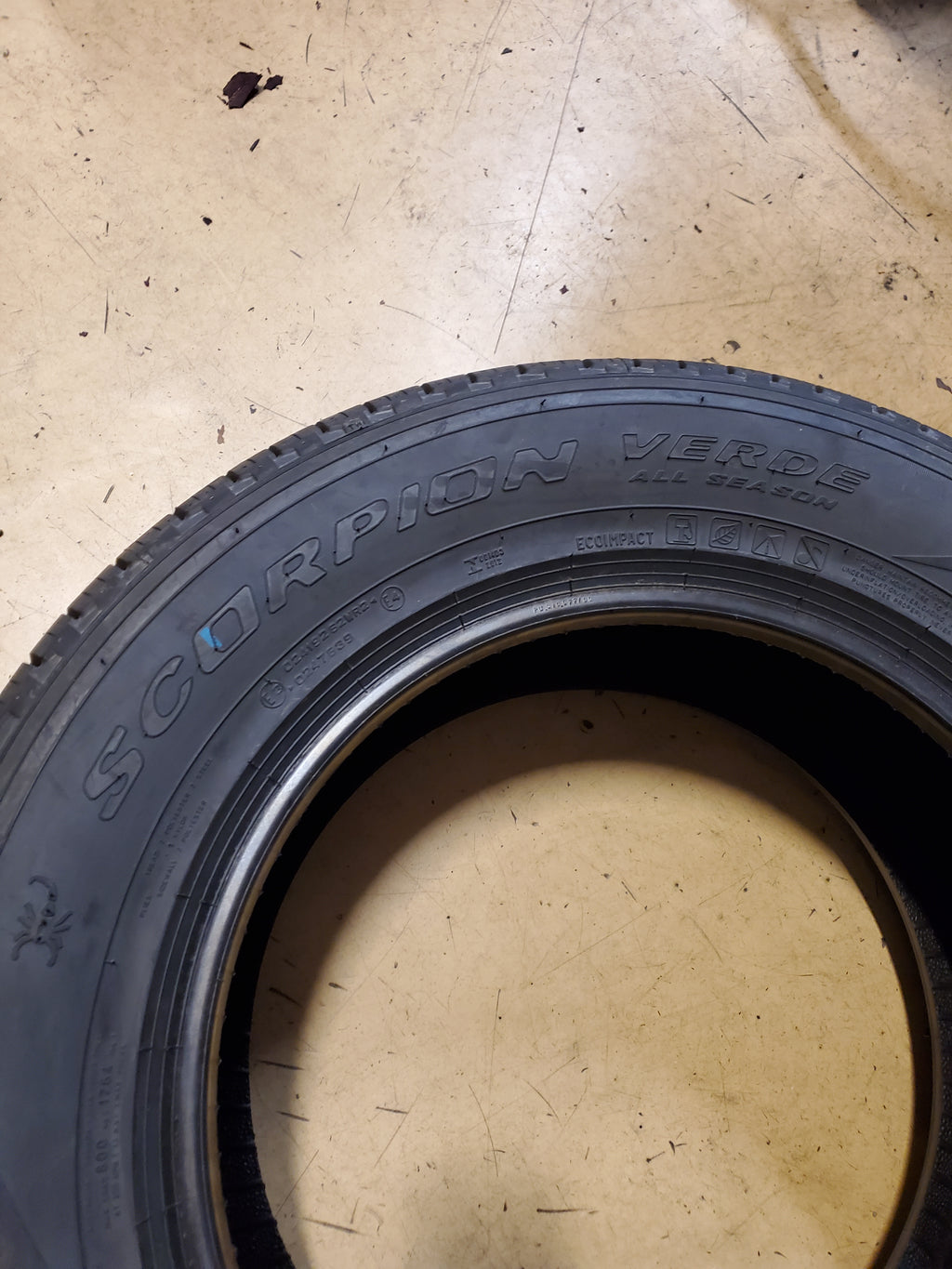 PIRELLI SCORPION VERDE ALL SEASON BSW P 235 60 16 100H  TIRE 2268200
