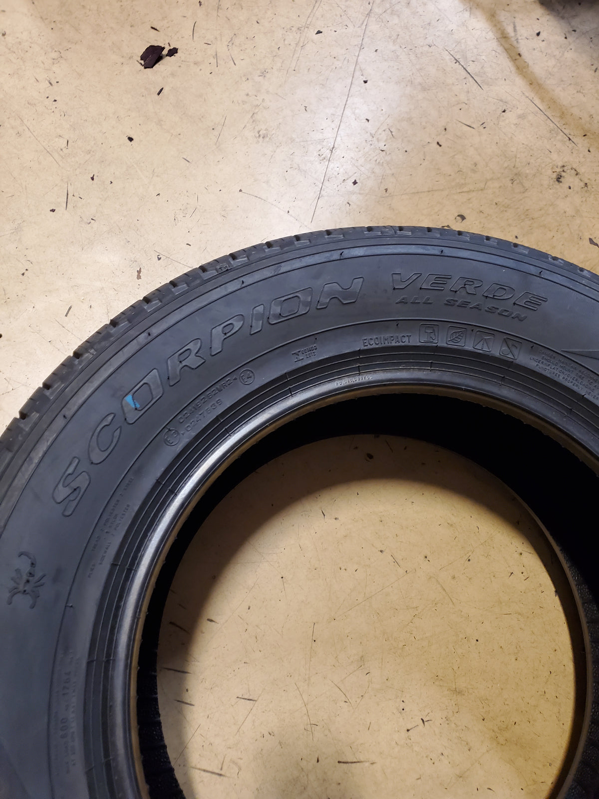 PIRELLI SCORPION VERDE ALL SEASON BSW P 235 60 16 100H  TIRE 2268200