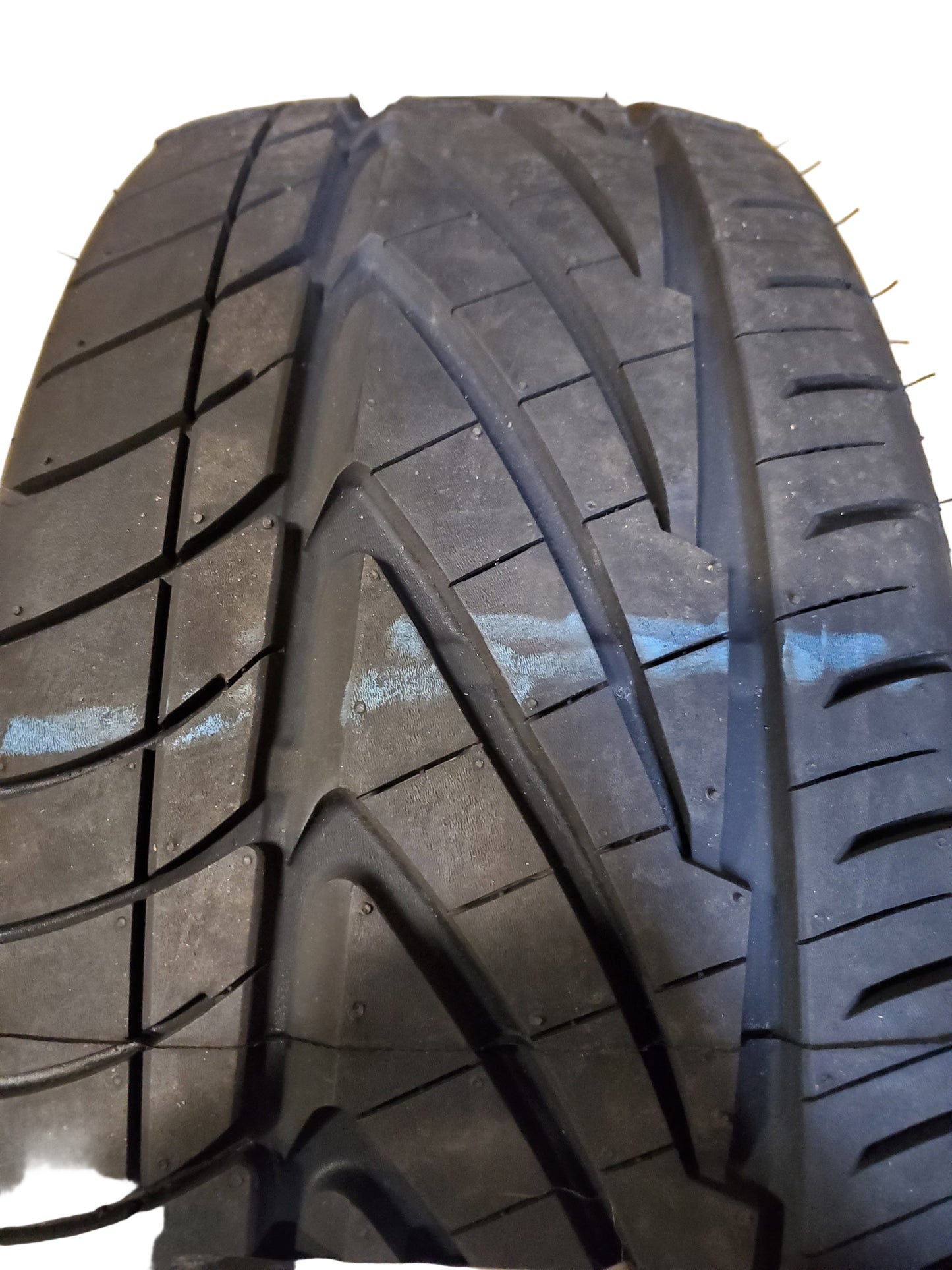 2 NITTO NEO GEN BSW P 225 40 18 92W UHP TIRE 185130