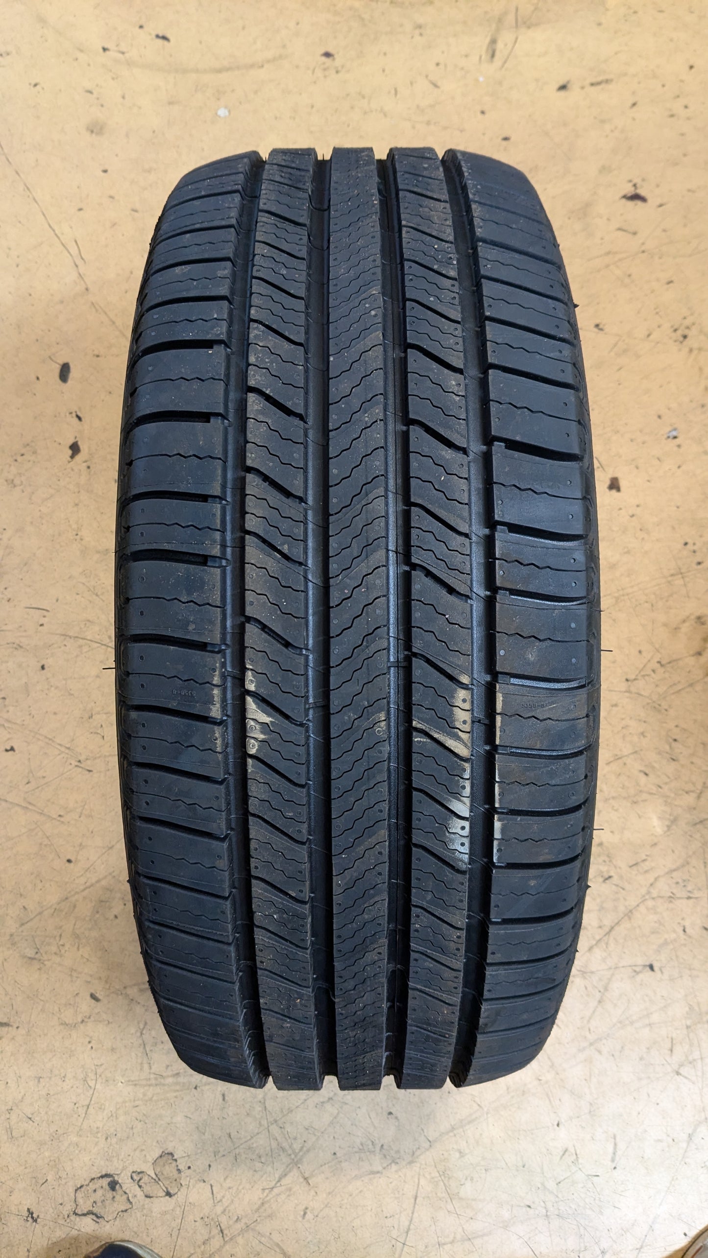 MICHELIN DEFENDER 2 BSW P 235 45 18 98V XL ALL SEASON TIRE 58723