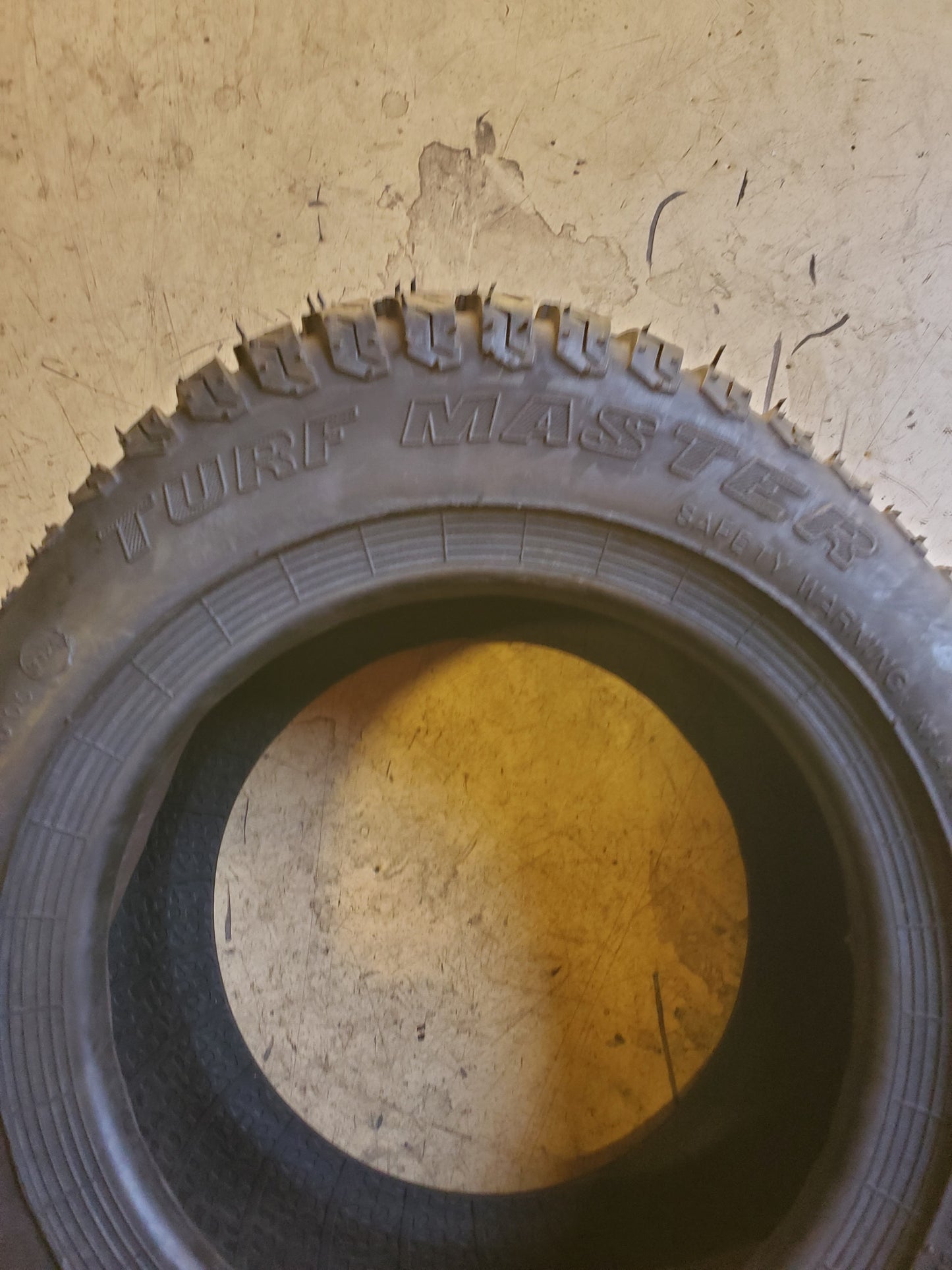 CARLSTAR TURF MASTER BSW 15 6.5 8 2PLY LAWN TIRE 5112531