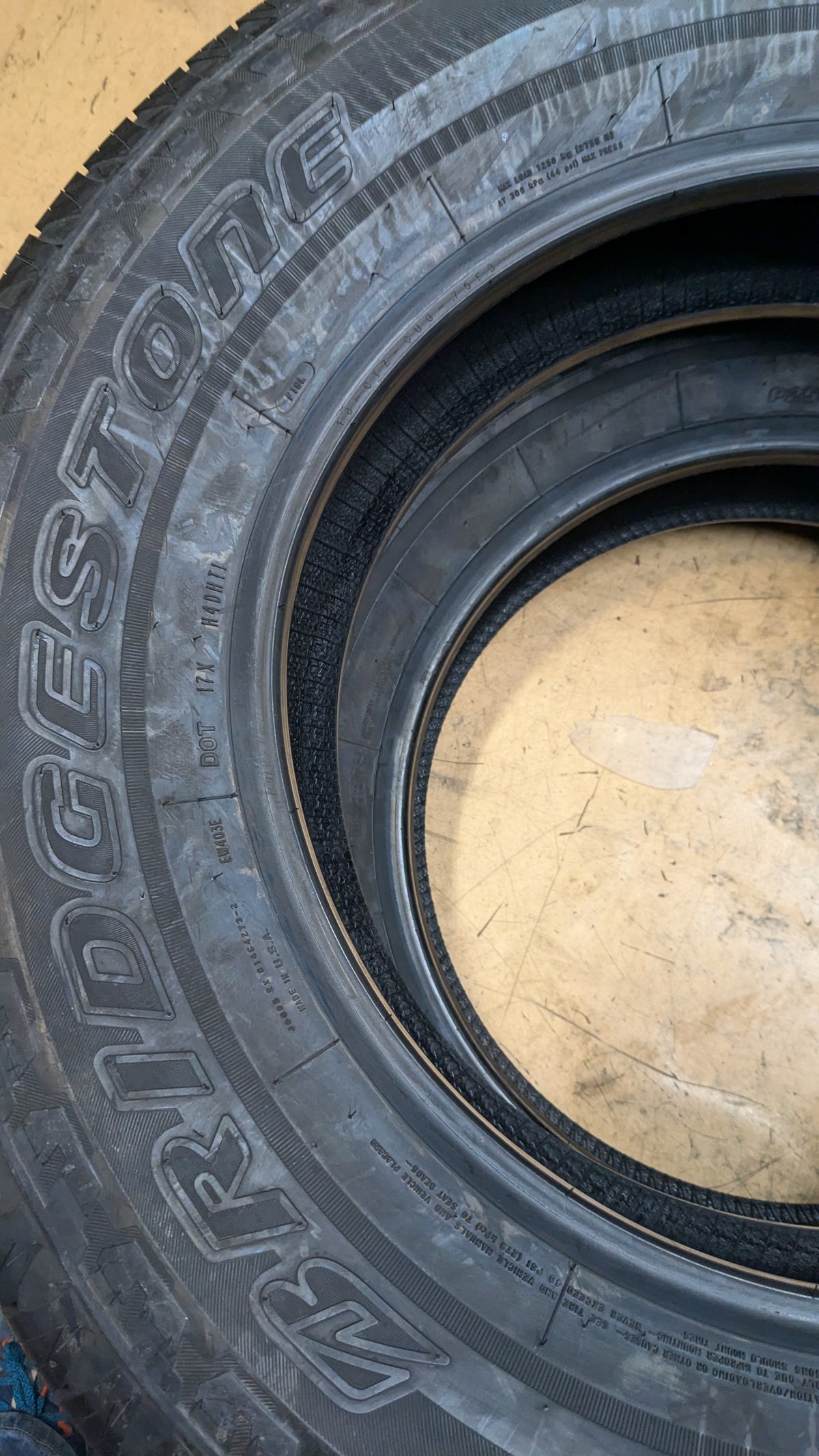 BRIDGESTONE DUELER H/T 685 BSW P 265 70R 18 116T ALL SEASON TIRE 003215