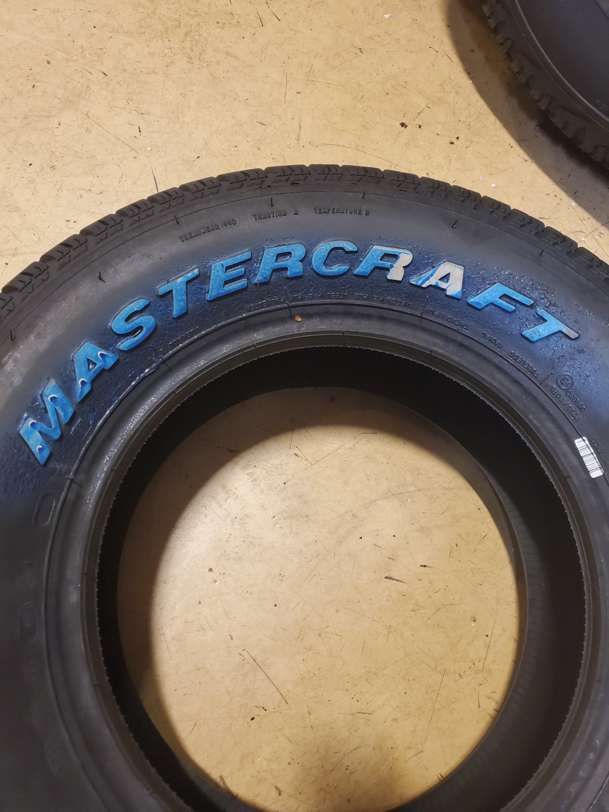 MASTERCRAFT AVENGER G/T RWL P 215 70 14 96T SUMMER TIRE 174002001