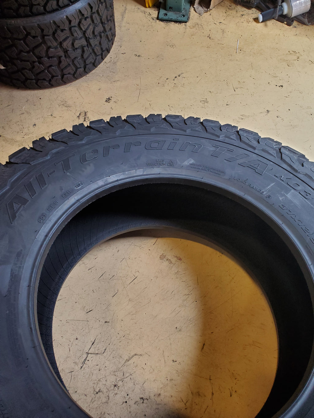 (KSL ONLY) 2 BFGOODRICH ALL-TERRAIN T/A KO3 BSW LT 37 12.5 20 128R 12PLY TIRE 01731