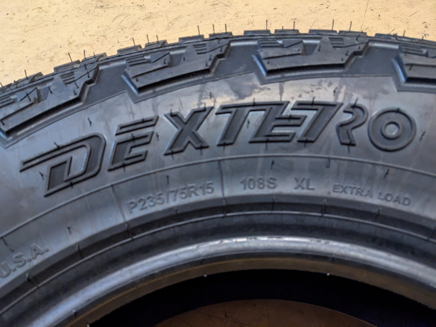 DEXTERO ALL TERRAIN DAT 1 BSW P 235 75 15 108S XL TIRE 100UAY601