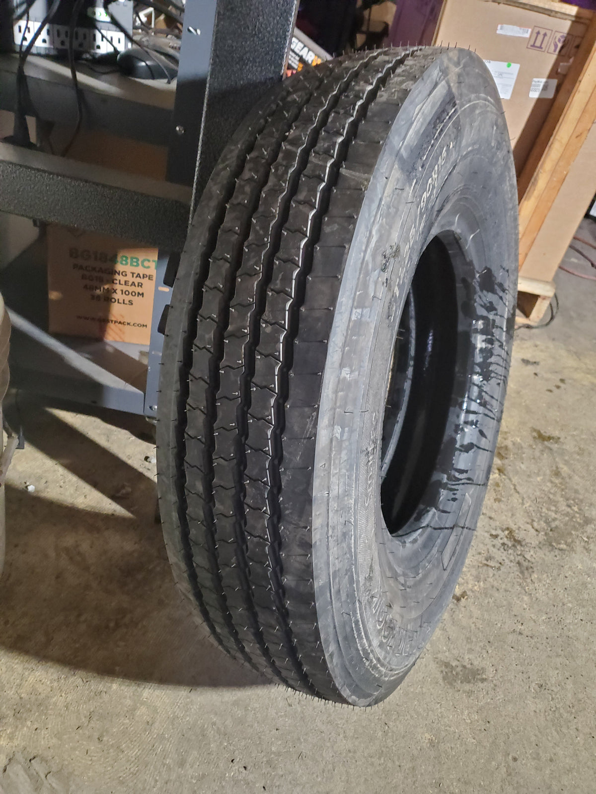 HANKOOK VANTRA TRAILER TH31 BSW  225 90 16 129/125M 16PLY TRAILER TIRE 3003761