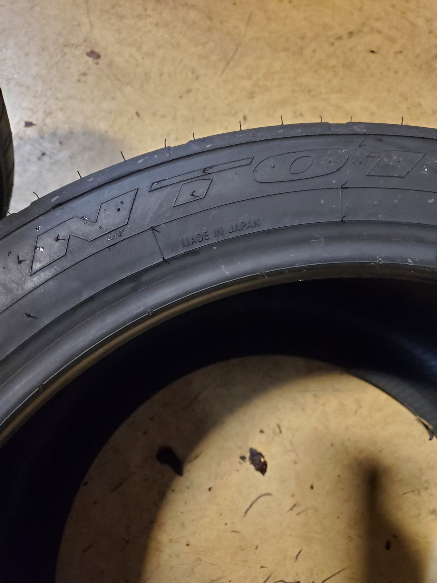 NITTO NT01 BSW P 335 30 18 102W TRACK COMPETITION TIRE 371290