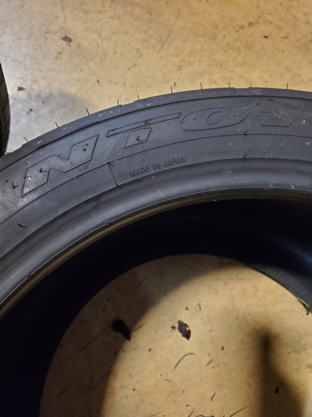 NITTO NT01 BSW P 335 30 18 102W TRACK COMPETITION TIRE 371290