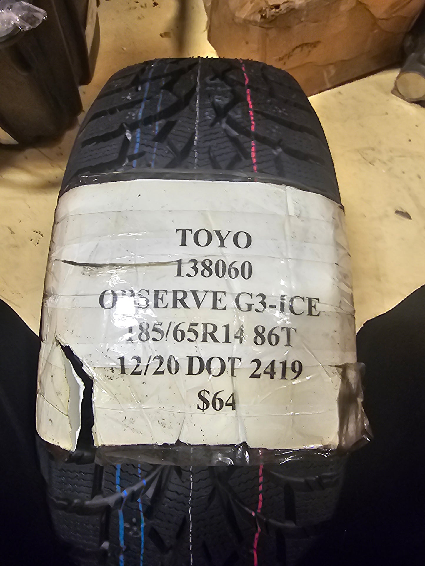 NEW OLD STOCK  TOYO OBSERVE G3-ICE P 185 65 14 86T SL WINTER TIRE 138060