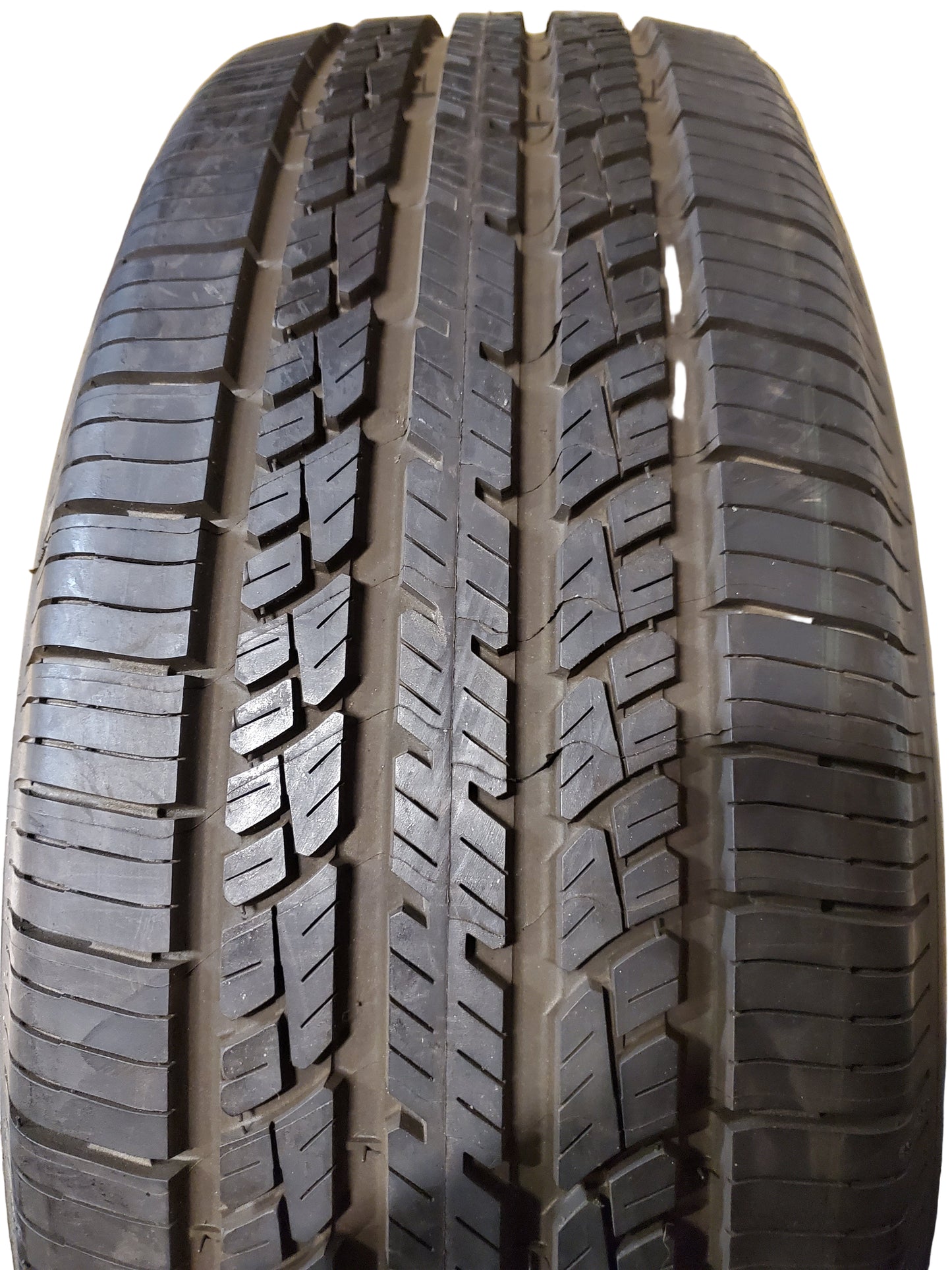 NOS BFGOODRICH TRACTION T/A SPORT BSW P 235 65 17 103T ALL SEASON TIRE 50496