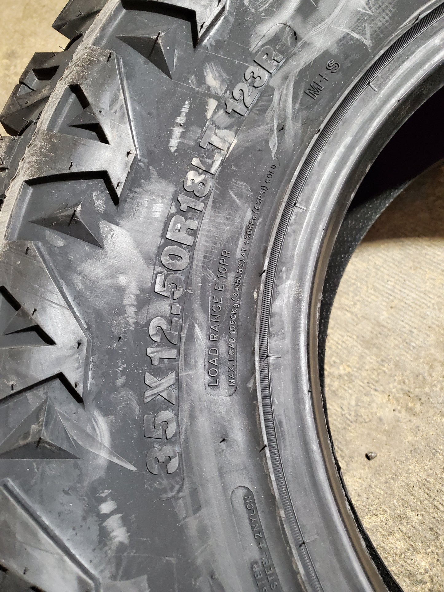 VENOM POWER TERRA HUNTER X/T BSW LT 35 12.5 18 123R 10PLY RUGGED TERRAIN TIRE TVPXT14
