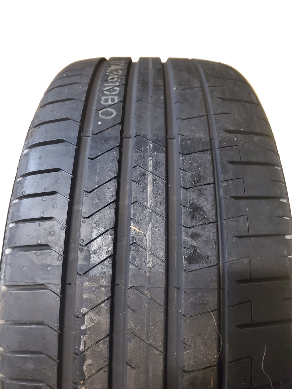2 PIRELLI P ZERO PZ4 BSW P 265 35 21 101Y XL UHP TIRE 2761000