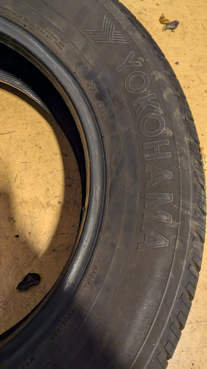 USED 9/32" YOKOHAMA AVID ASCEND GT  BSW P 225 65 17 102H ALL SEASON TIRE 110132755