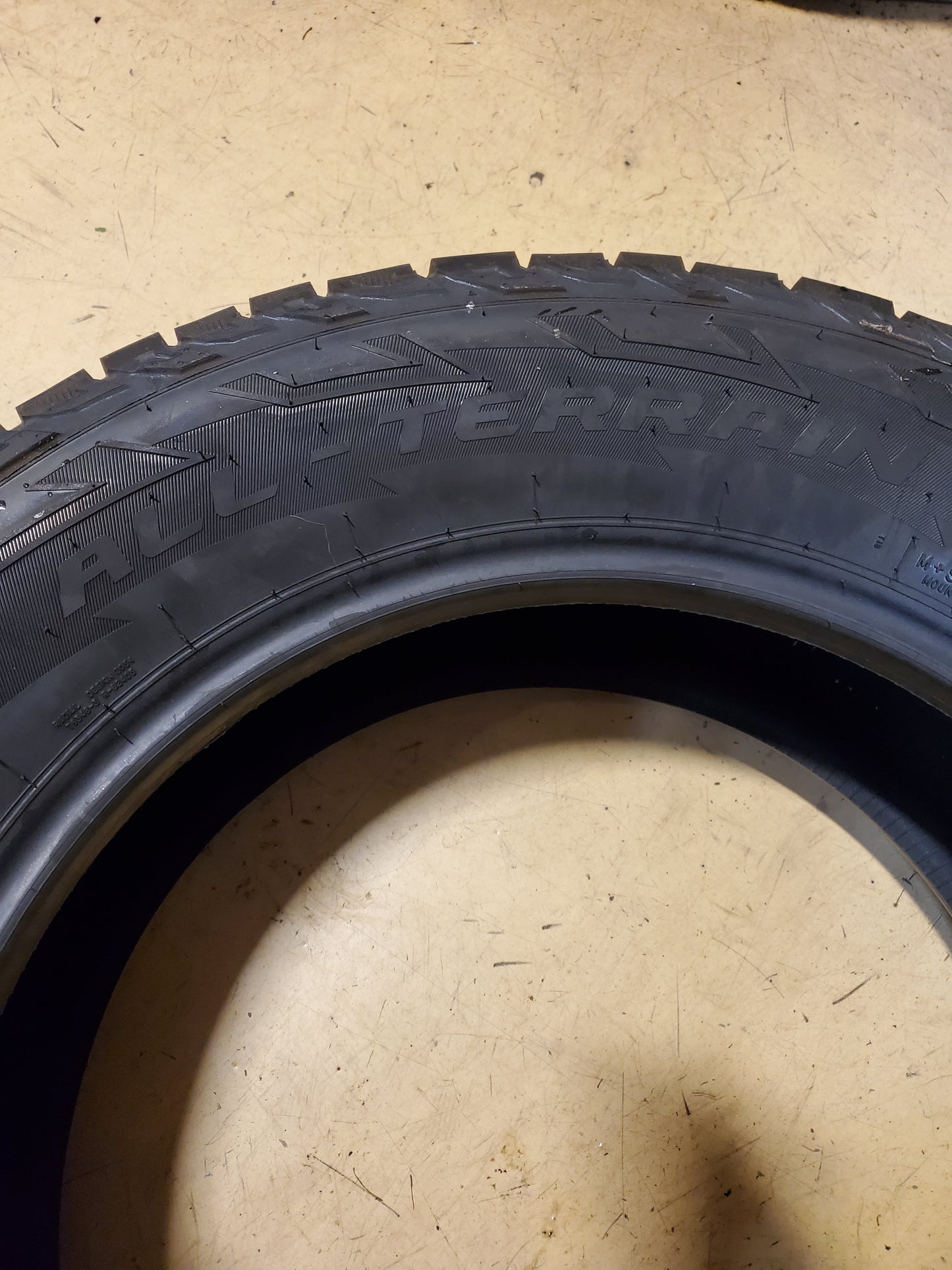 COOPER DISCOVERER ALL-TERRAIN BSW P 275 60 20 115T TIRE 171162017