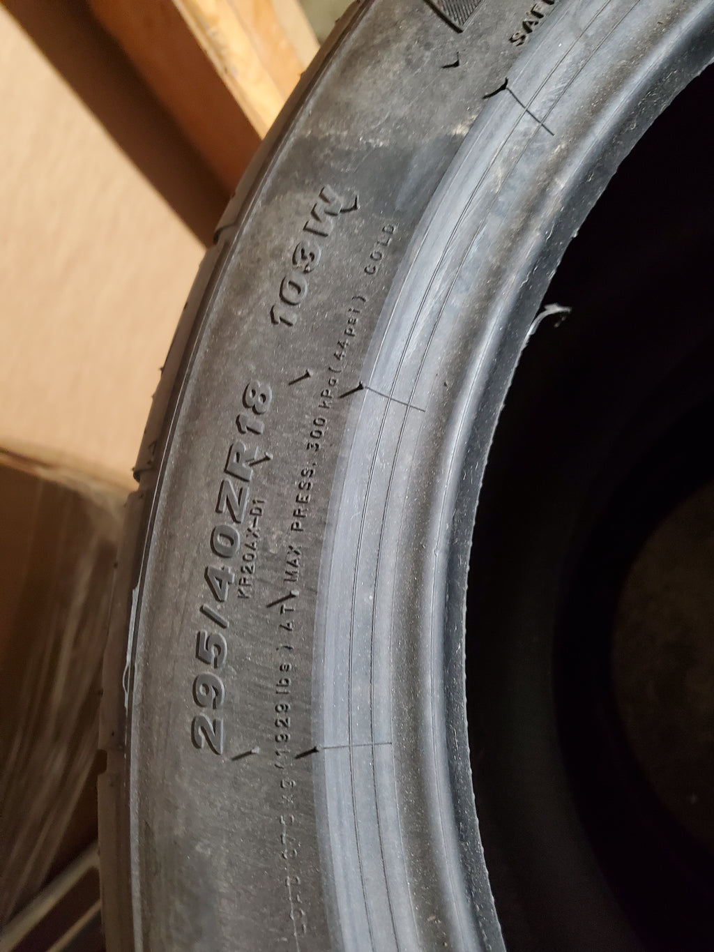 KENDA VEZDA UHP MAX SUMMER KR20A BSW P 295 40 18 103W RACING TIRE 20AX06