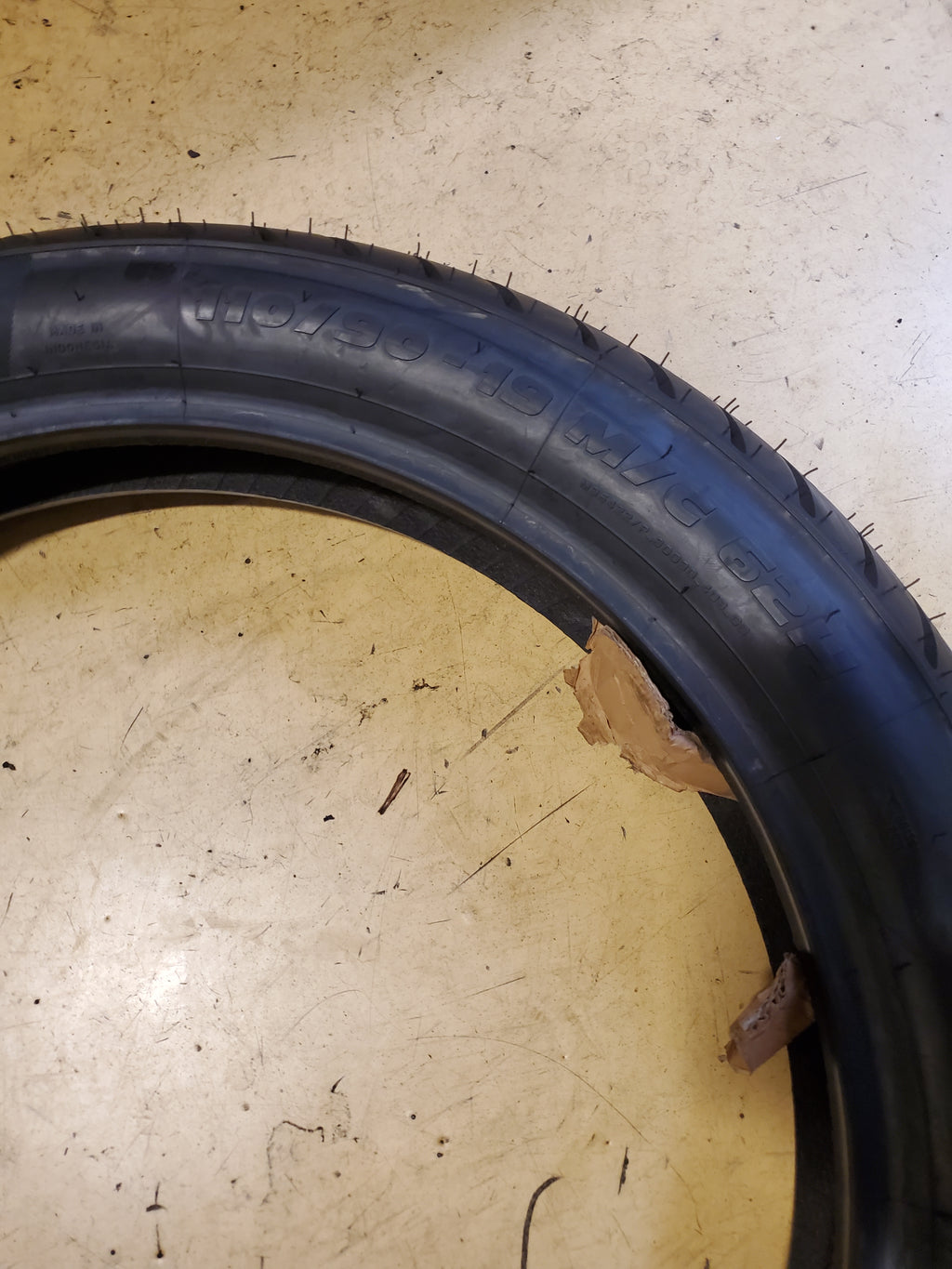 METZELER ME888 MARATHON ULTRA BSW  110 90 19 62H FRONT MOTORCYCLE TIRE 2661500