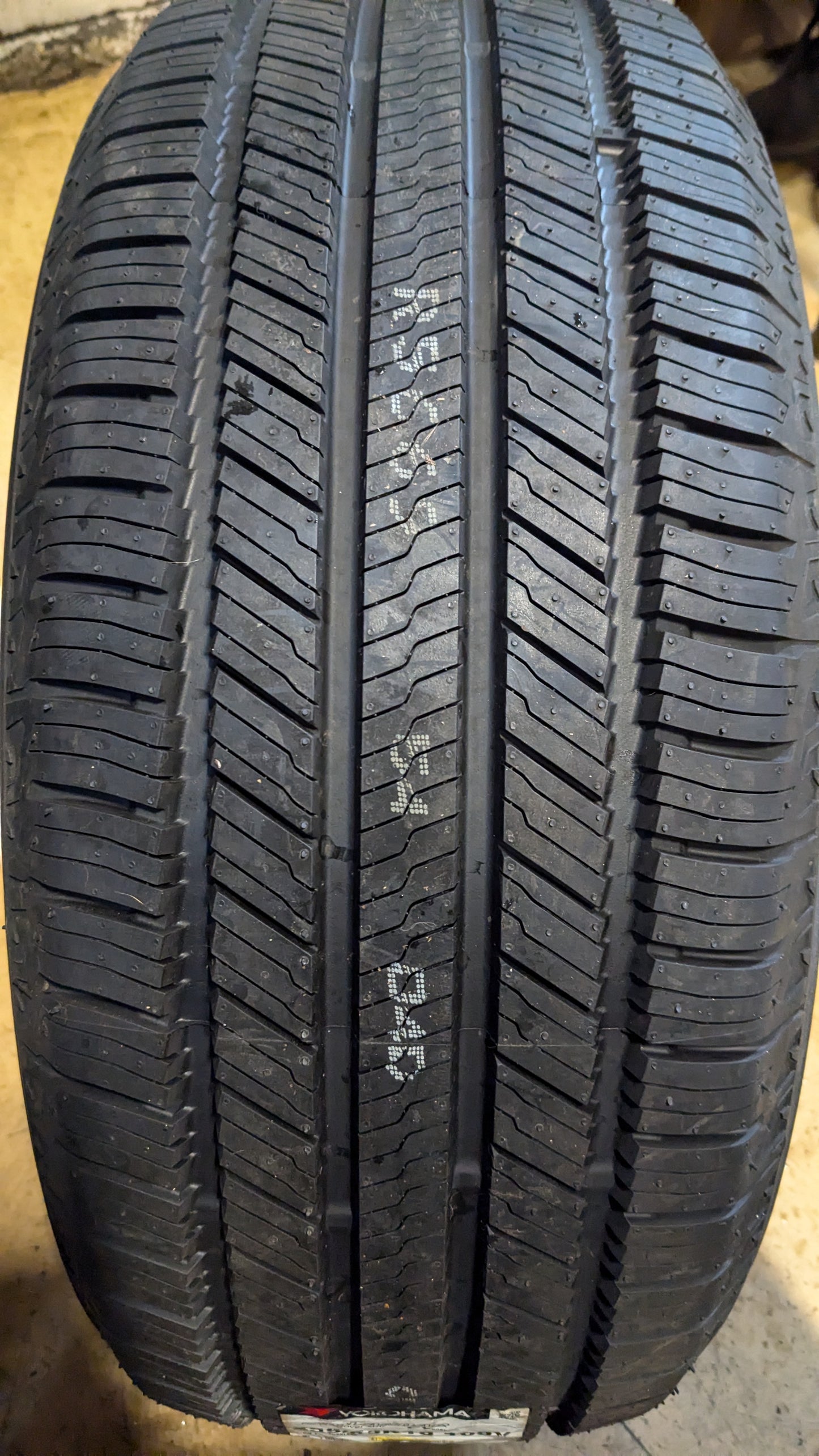 YOKOHAMA GEOLANDER CV G058 BSW P 255 55 18 109V XL ALL SEASON TIRE 110105833