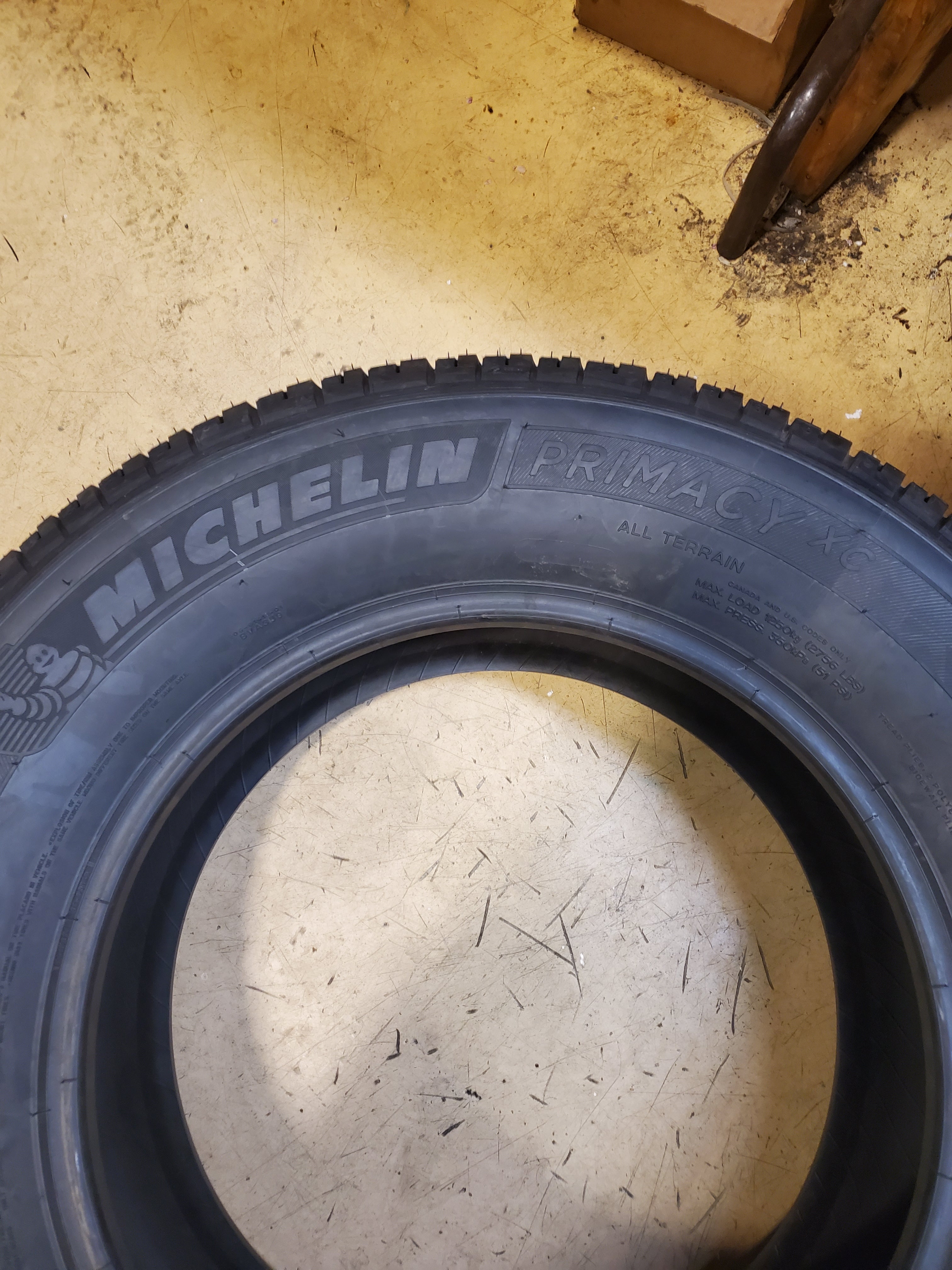 2 MICHELIN PRIMACY XC BSW P 275 65 18 116T ALL SEASON TIRE 73594