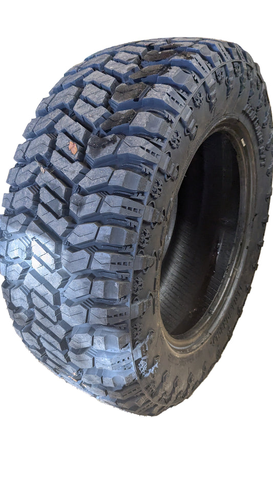 RADAR RENEGADE R/T BSW LT 35 12.5 20 125Q 12PLY RUGGED TERRAIN TIRE RASYTH0107