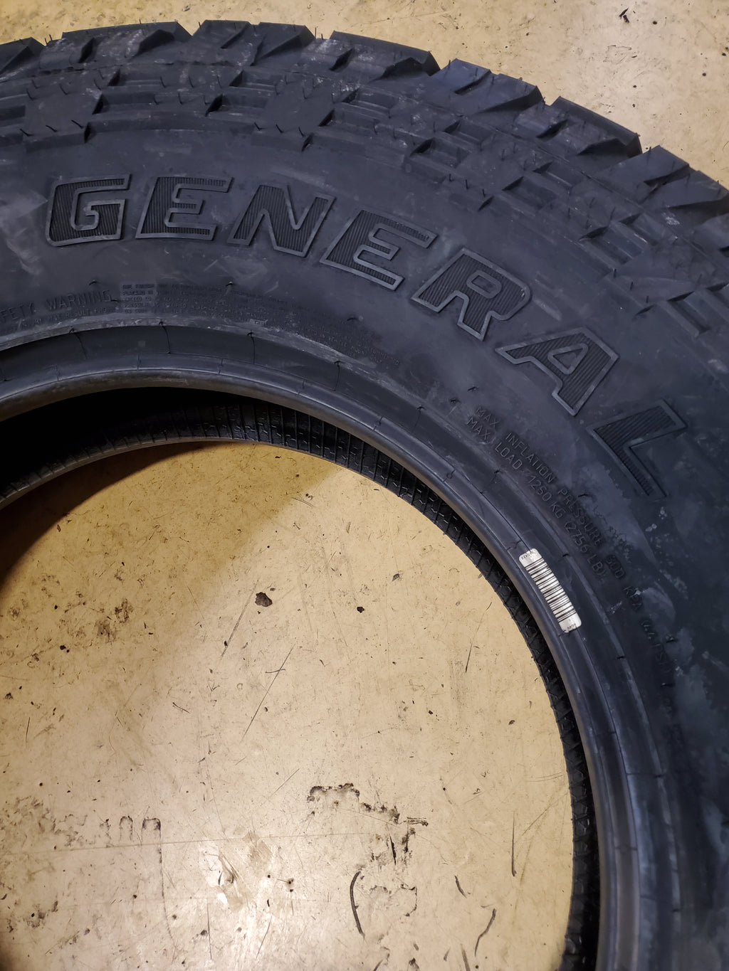 2 GENERAL GRABBER A/T X BSW P 275 70 18 116S ALL TERRAIN TIRE 04492430000