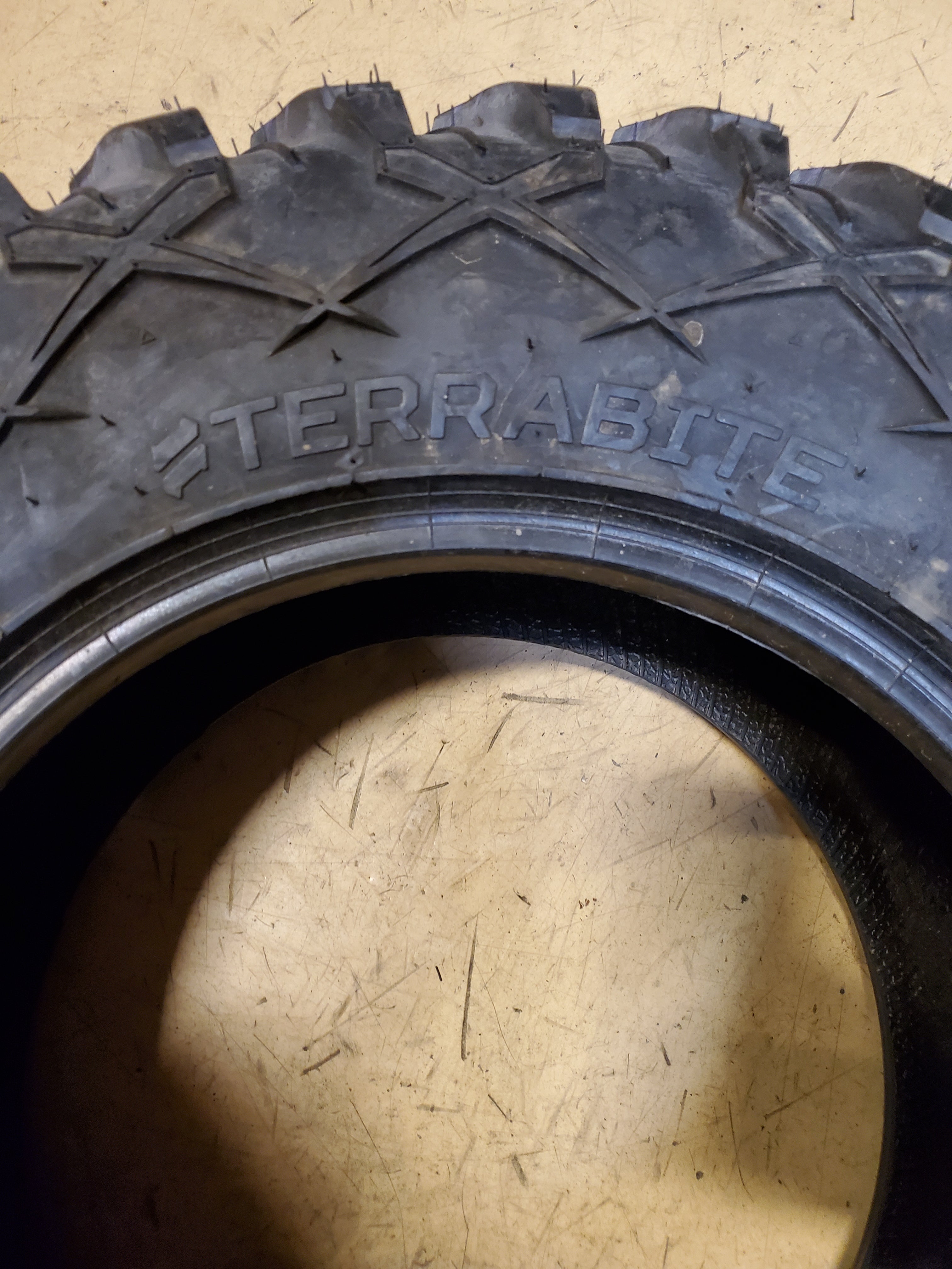 TUSK TERRABITE BSW  27 9 14 70M 8PLY ATV/UTV TIRE 011231630210026
