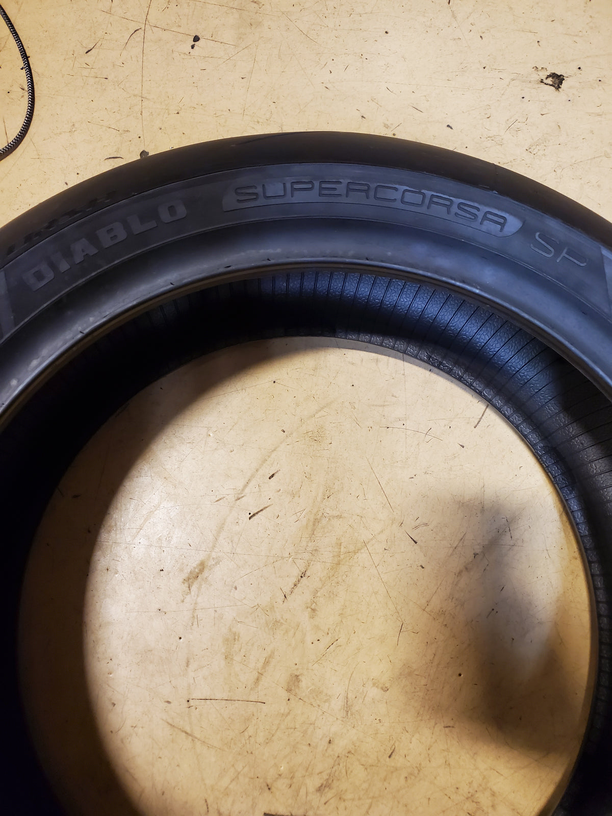 PIRELLI DIABLO SUPERCORSA V4 BSW  200 55 17 78W REAR MOTORCYCLE TIRE 4123500