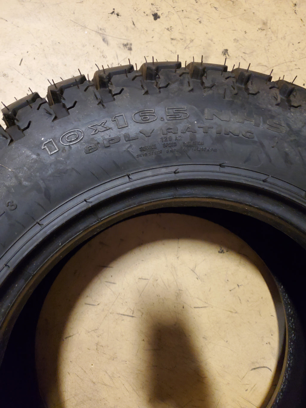 GALAXY MIGHTY MOW R-3 BSW 10 16.5 8PLY LAWN TIRE 135259