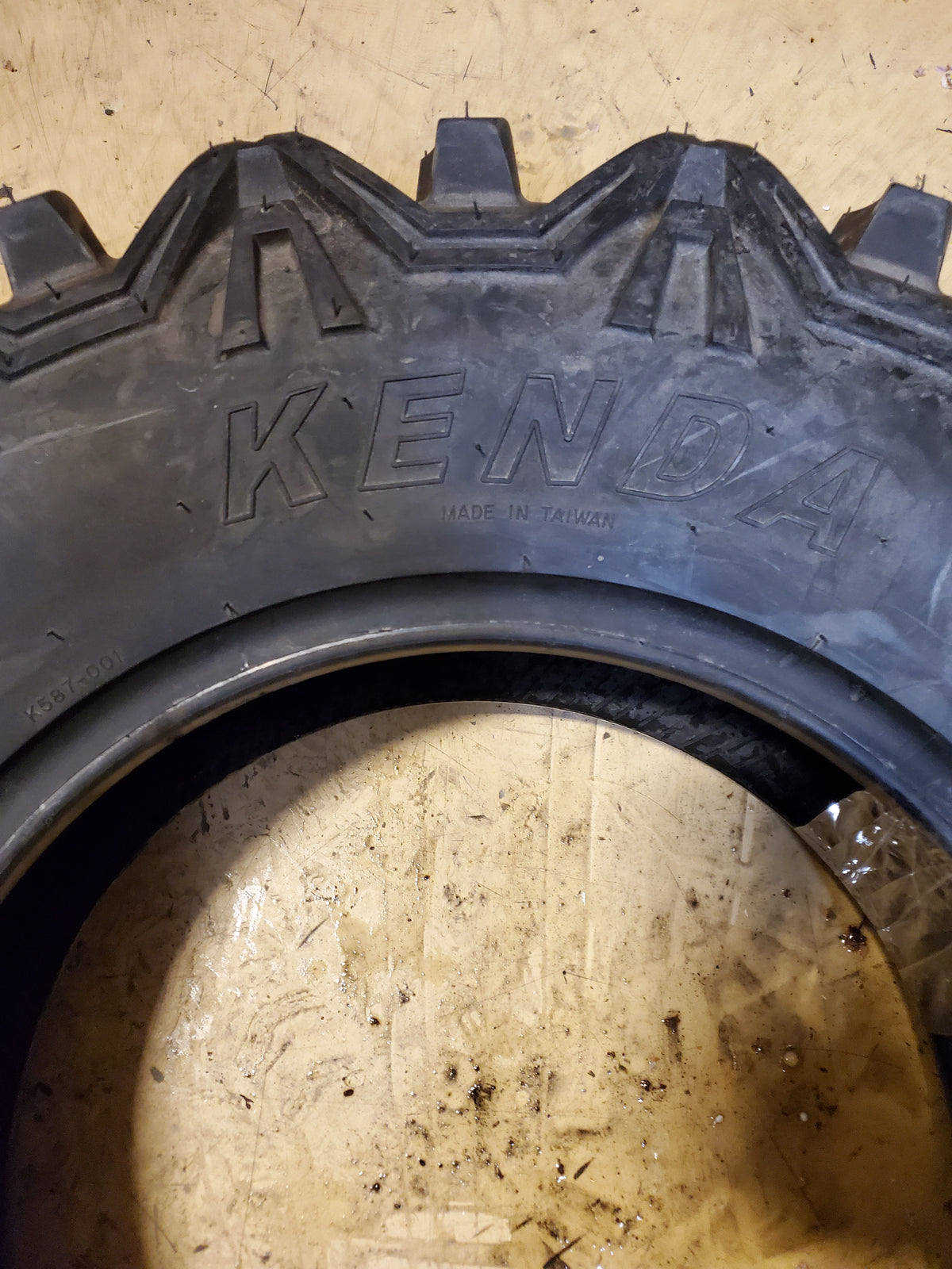 KENDA BEAR CLAW HTR BSW AT 28 9 14 8PLY ATV/UTV TIRE 085871465D1
