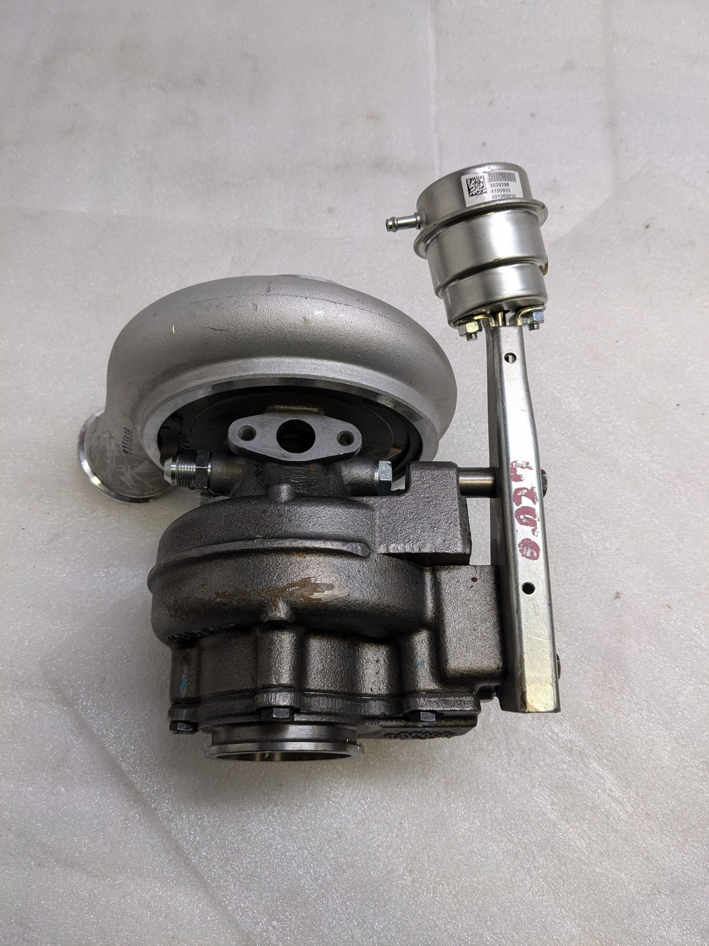 GENUINE CUMMINS 5327715RX TURBOCHARGER HX35G REMANUFACTURED B2