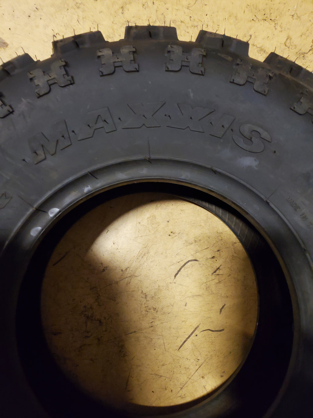 MAXXIS RAZR2 BSW AT 22 7 10 6PLY ATV/UTV TIRE TM00470100