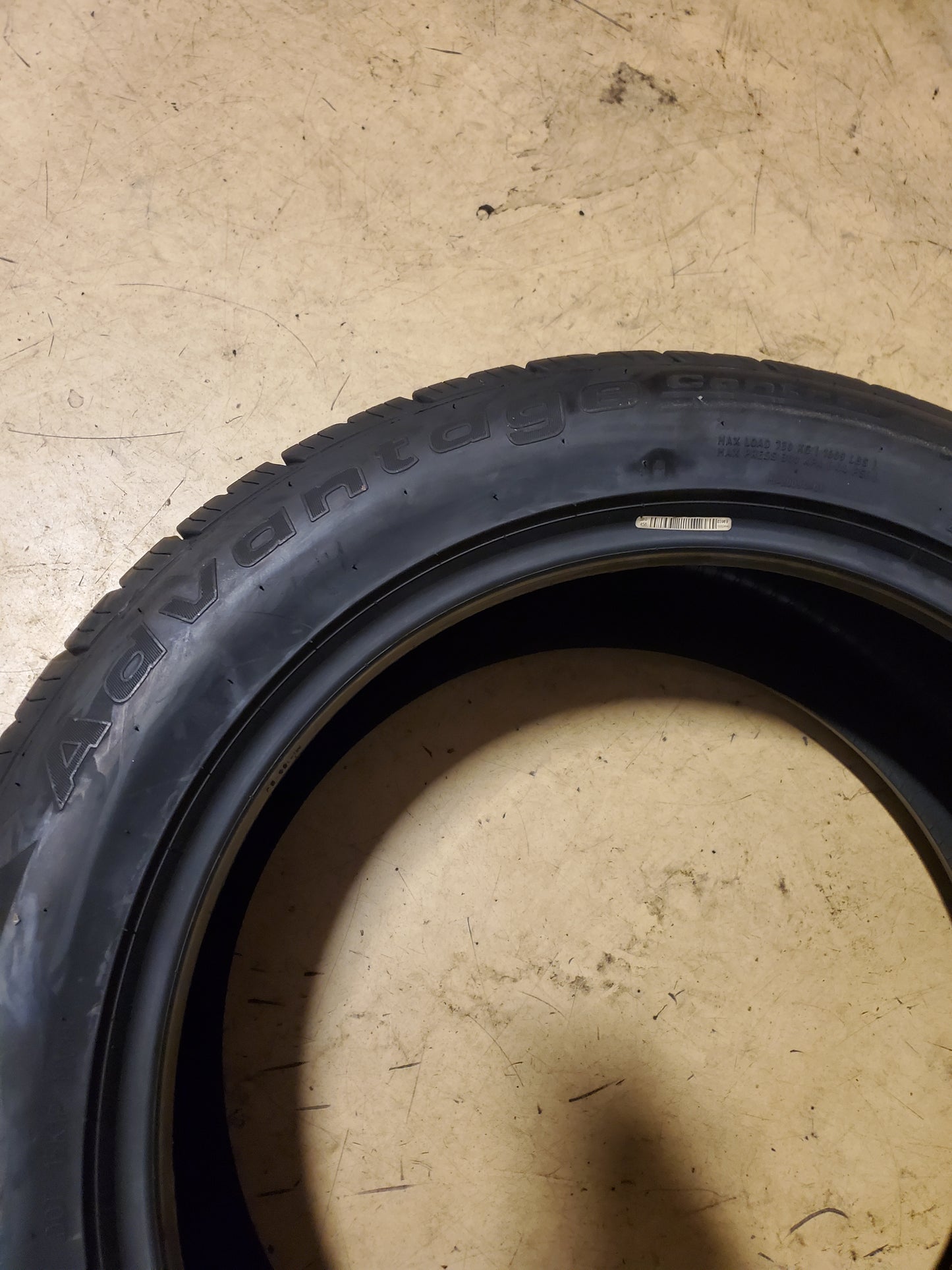 BFGOODRICH ADVANTAGE CONTROL ALL SEASON BSW P 235 50 18 97V TIRE 91494