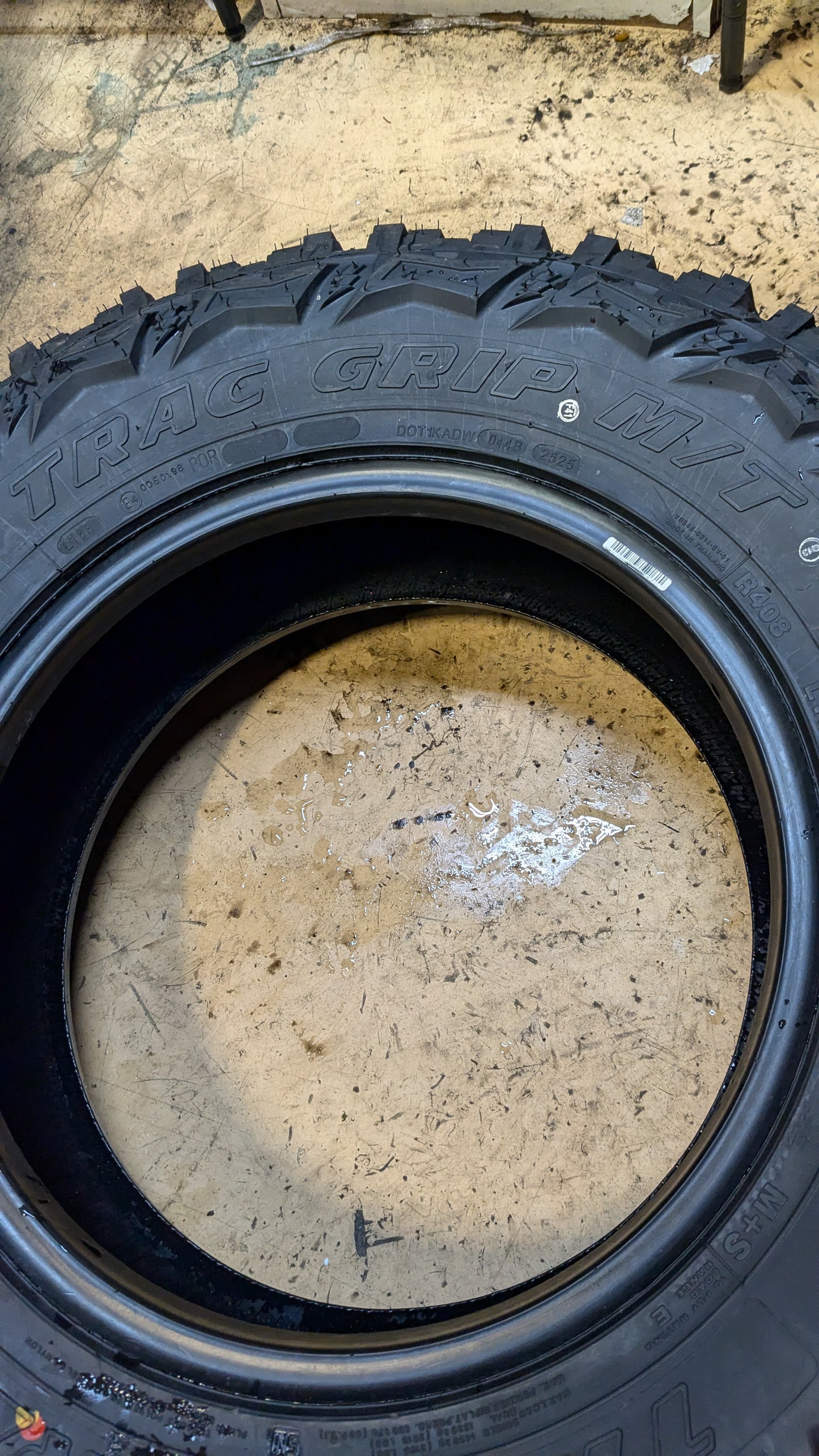 2 THUNDERER TRAC GRIP M/T R408 BSW LT 265 70 17 121/118Q 10PLY TH2461