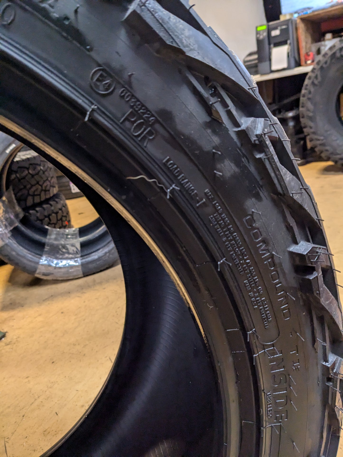 (KSL ONLY) 2 MICKEY THOMPSON BAJA BOSS A/T BSW LT 35 15.5 24 117Q LRF 12 PLY ALL TERRAIN TIRES 331250001