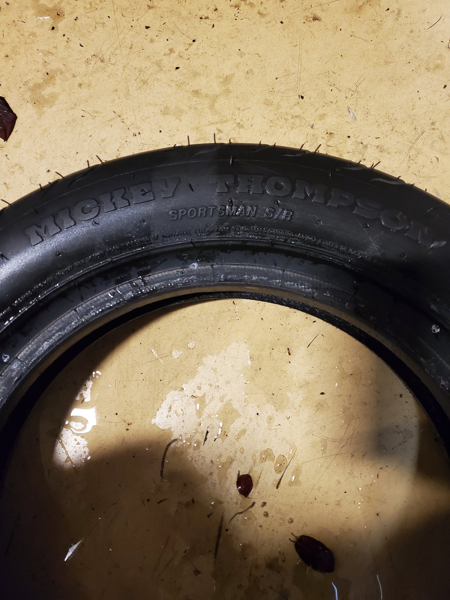 MICKEY THOMPSON SPORTSMAN S/R BSW LT 24 5 15 76H SUMMER TIRE 90000000229