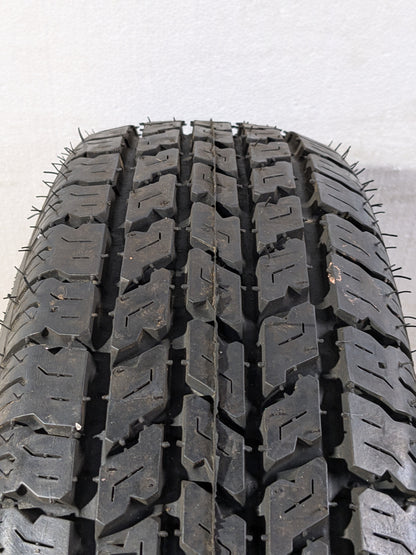 NEW OLD STOCK COKER CLASSIC NOSTALGIA WW 2-1/2" P 215 75 14 98P TIRE 538900