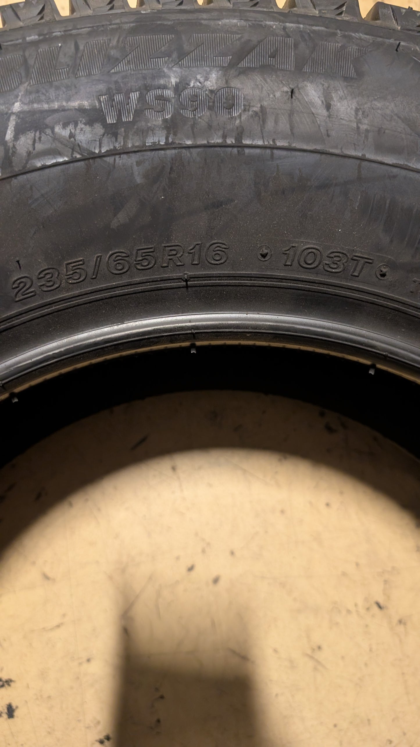 2 BRIDGESTONE BLIZZAK WS90 BSW P 235 65 16 103T WINTER TIRE 001181