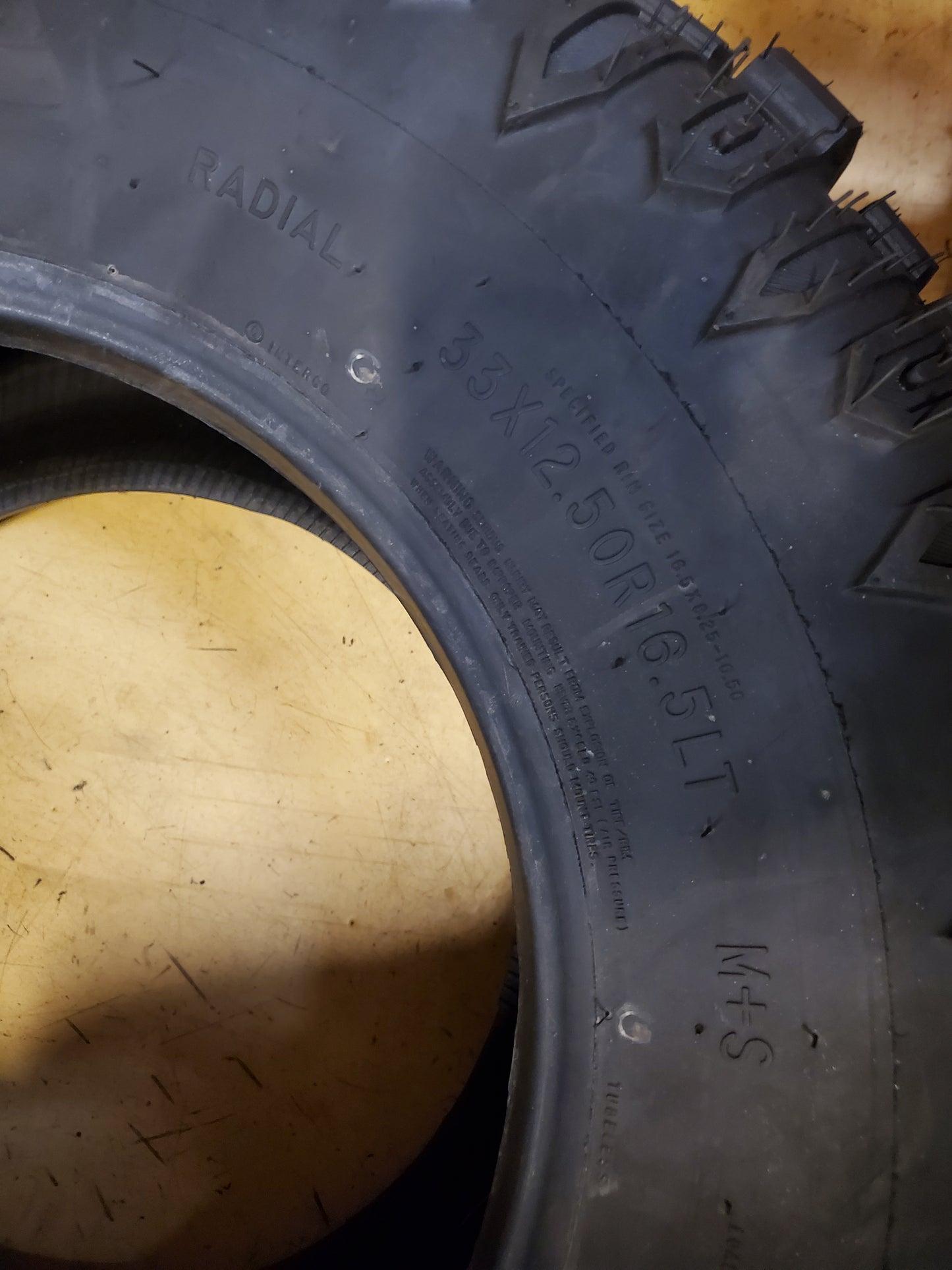INTERCO TRXUS M/T BSW LT 33 12.5 16.5 10PLY MUD TIRE RXM08R