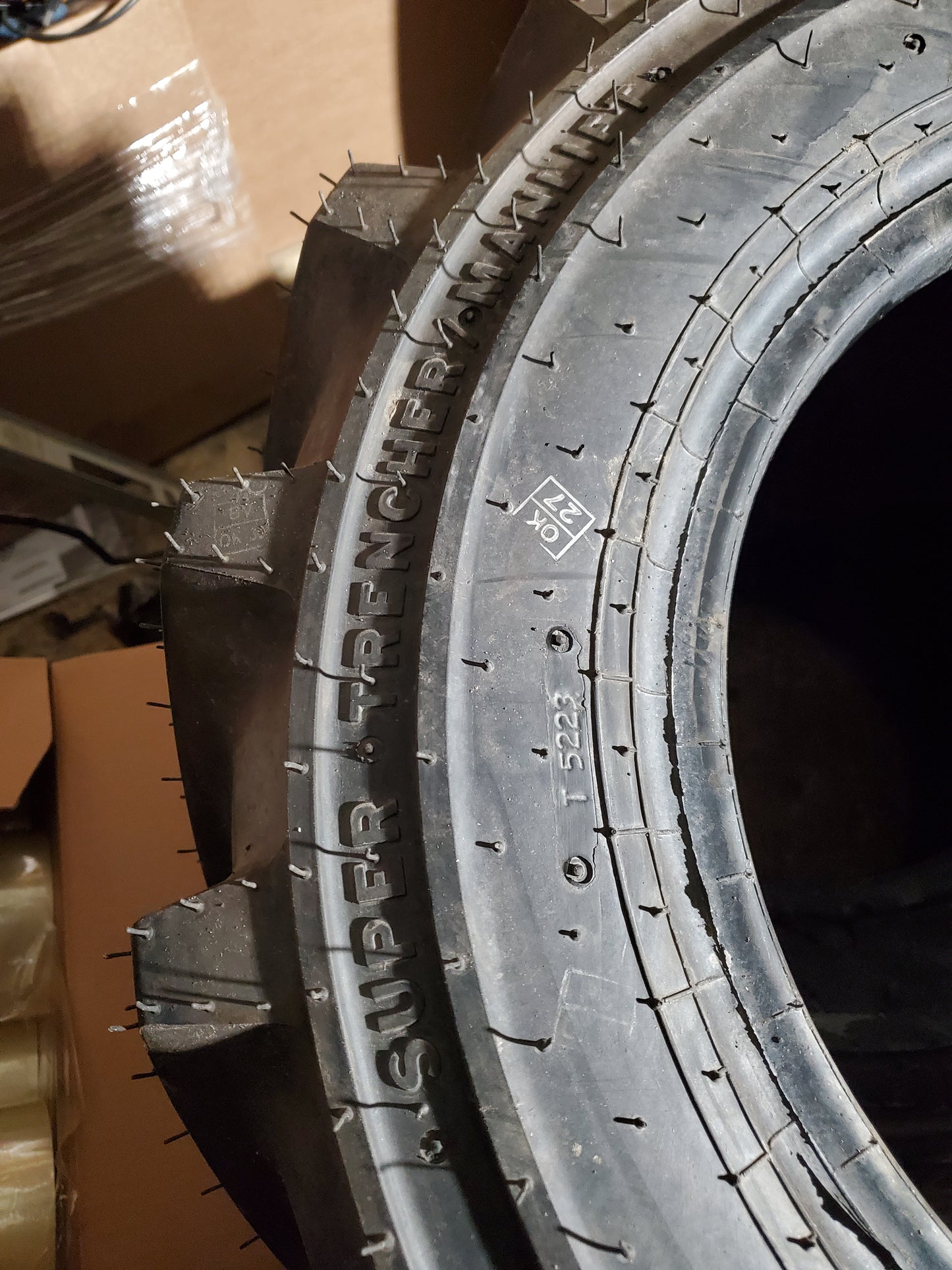 GALAXY SUPER TRENCHER I3 BSW  29 12.5 15 107B 8PLY INDUSTRIAL TIRE 160163