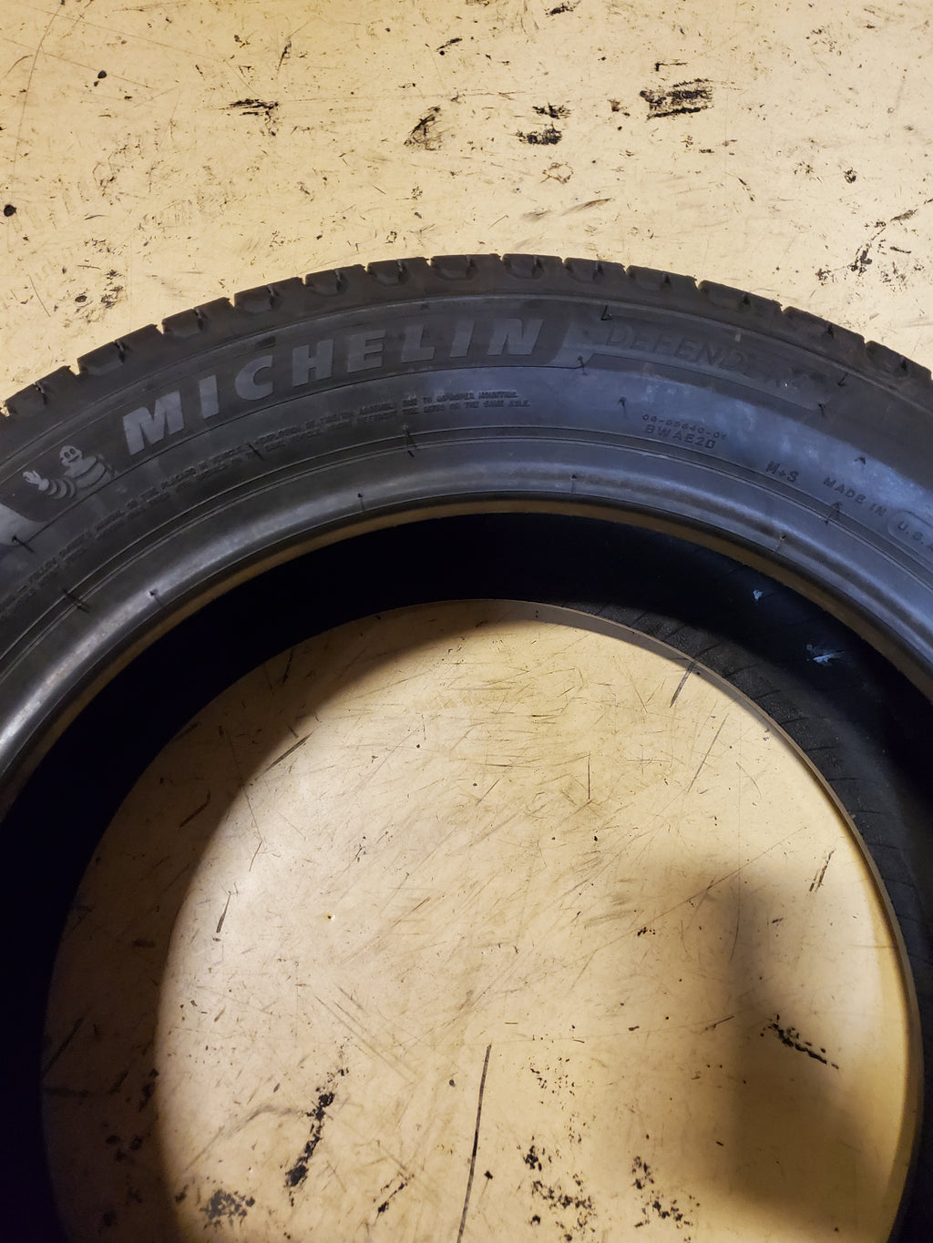 MICHELIN DEFENDER2 BSW P 235 50 18 97R ALL SEASON TIRE 09791