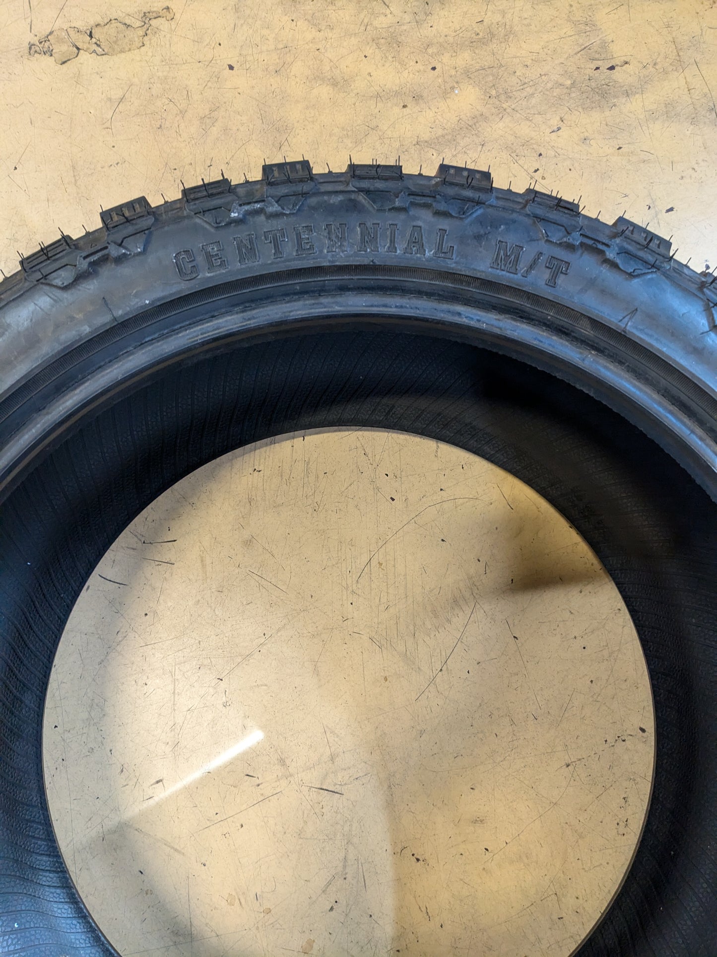 CENTENNIAL DIRT COMMANDER BSW LT 33 12.50 22 114Q LRF 12 PLY MUD TERRAIN TCD1523575C