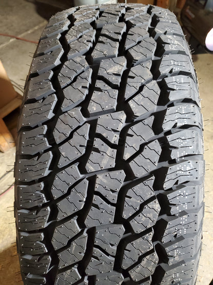 BLACKHAWK RIDGECRAWLER A/T BSW LT 285 70 17 126/123S 10PLY ALL TERRAIN TIRE 4120869V