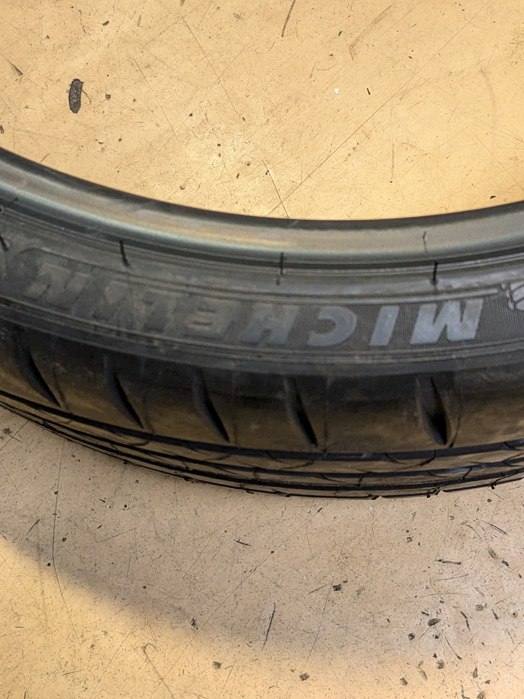 MICHELIN PILOT SPORT 4S P 245 30 20 90Y XL UHP TIRE 32528