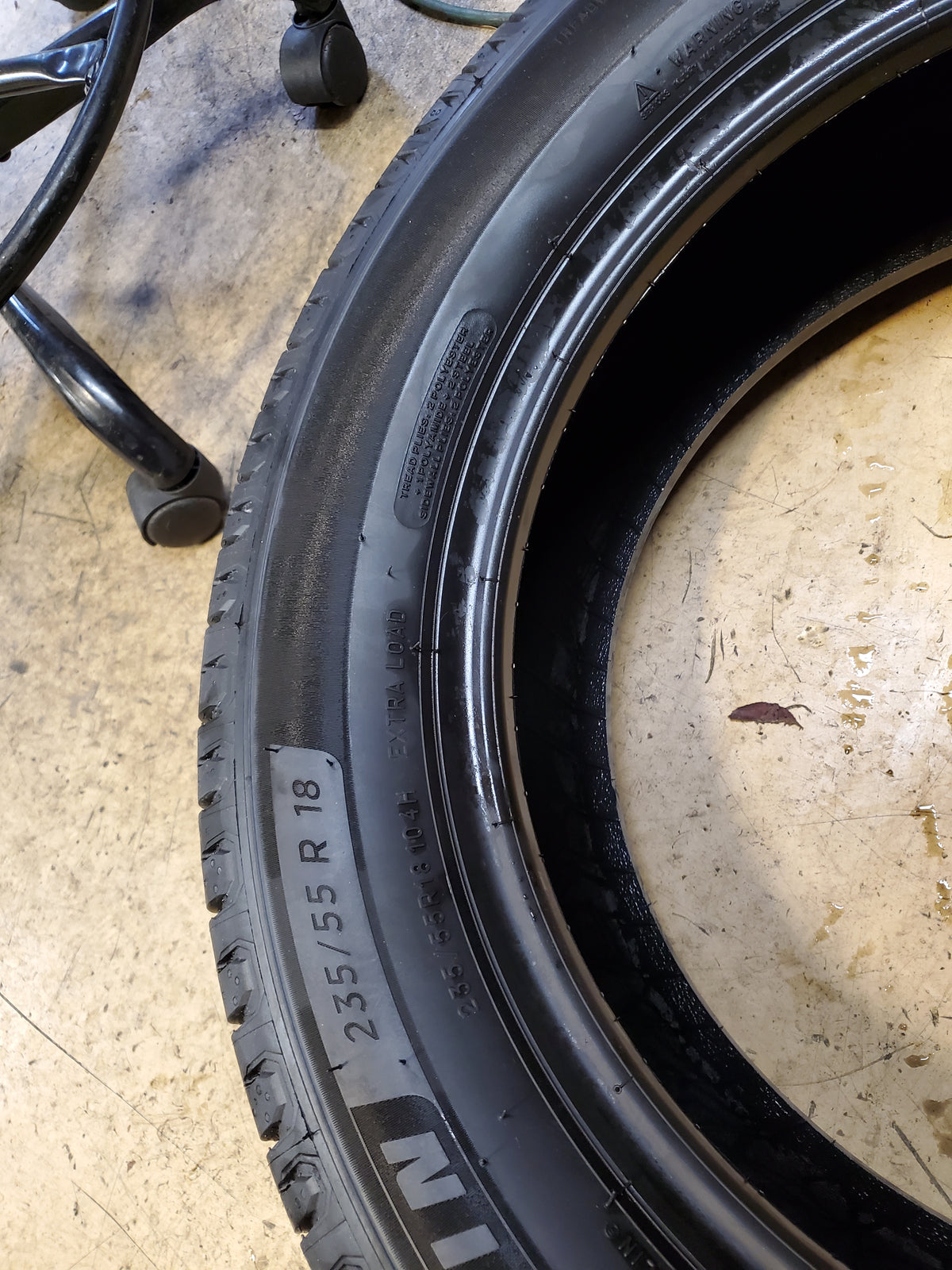 MICHELIN DEFENDER 2 BSW P 235 55 18 104H XL ALL SEASON TIRE 51385
