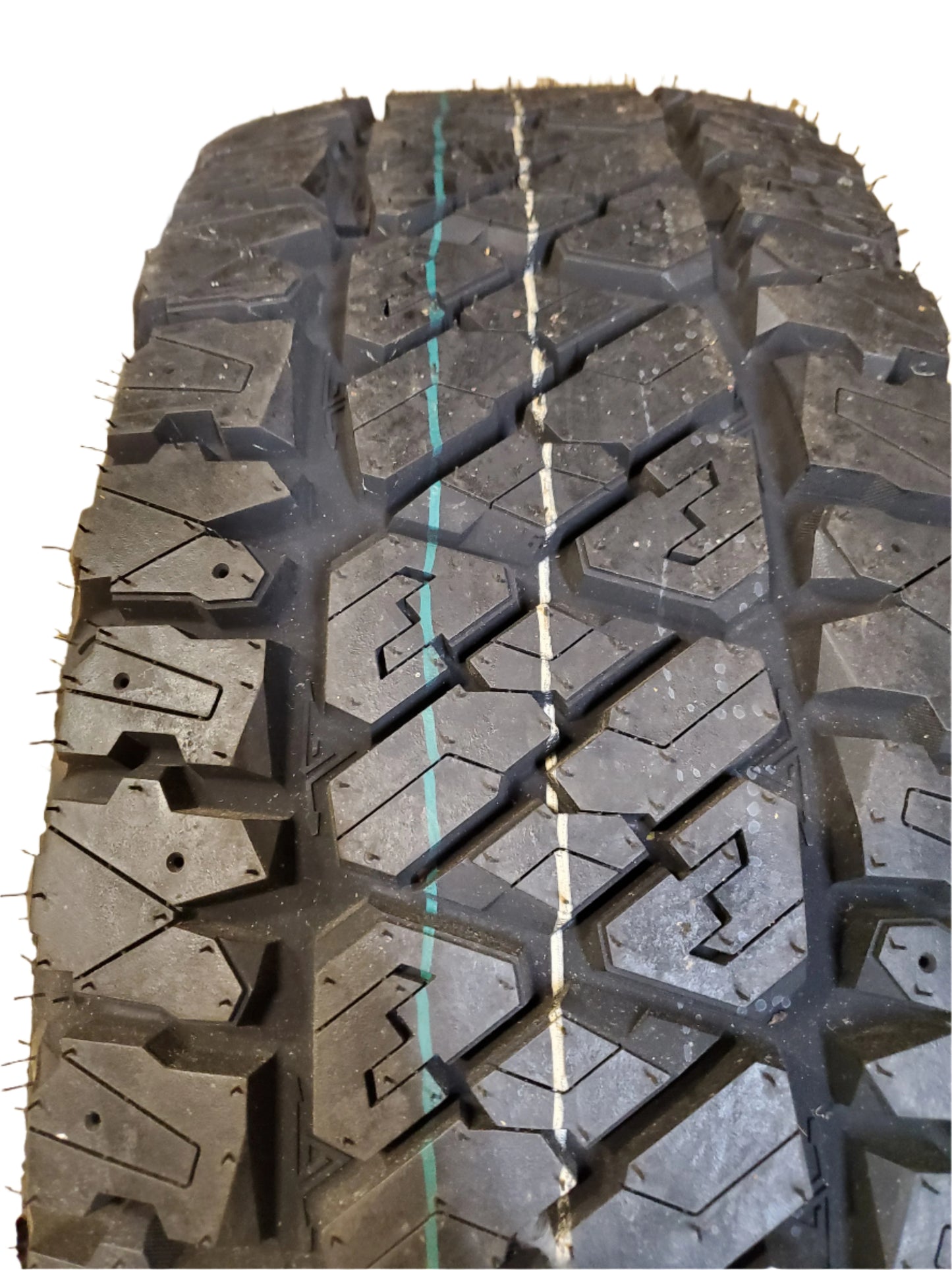 AMERICUS RUGGED A/TR BSW LT 275/70R18 125/122S 10PLY ALL TERRAIN TIRE AMD1078