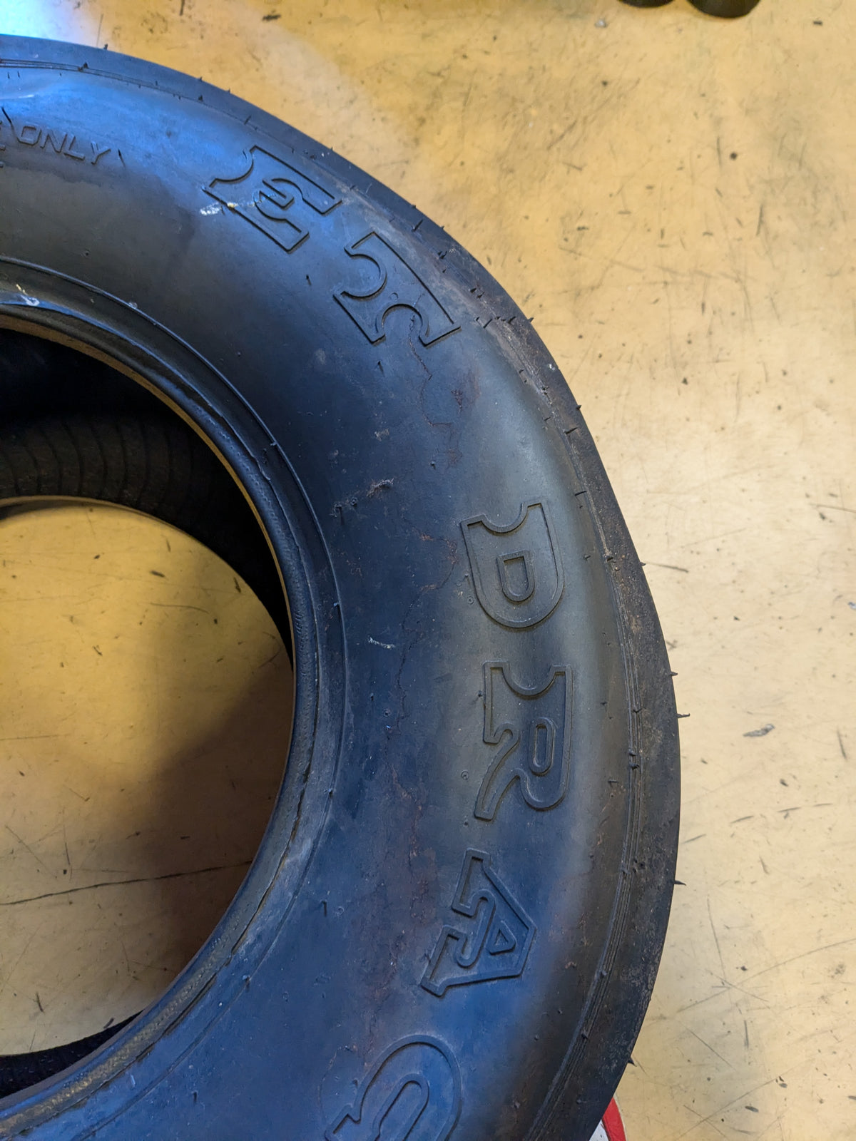 MICKEY THOMPSON ET DRAG SLICK 29.5 13.5 15 M5 DRAG SLICK TIRE 94 OD 250834