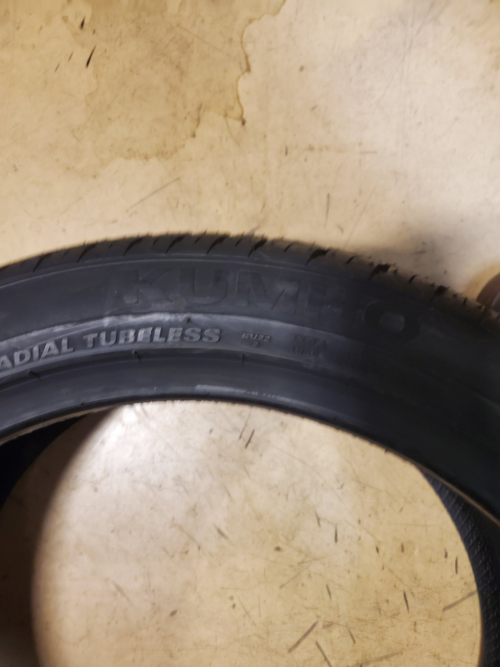 NOS KUMHO ECSTA 4X II BSW P 245 40 18 97W XL ALL SEASON TIRE 2185473